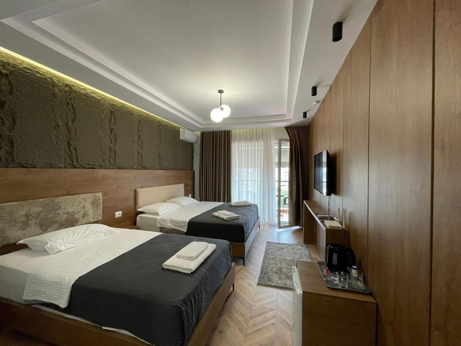 Your Apart Hotel 티라나 외부 사진