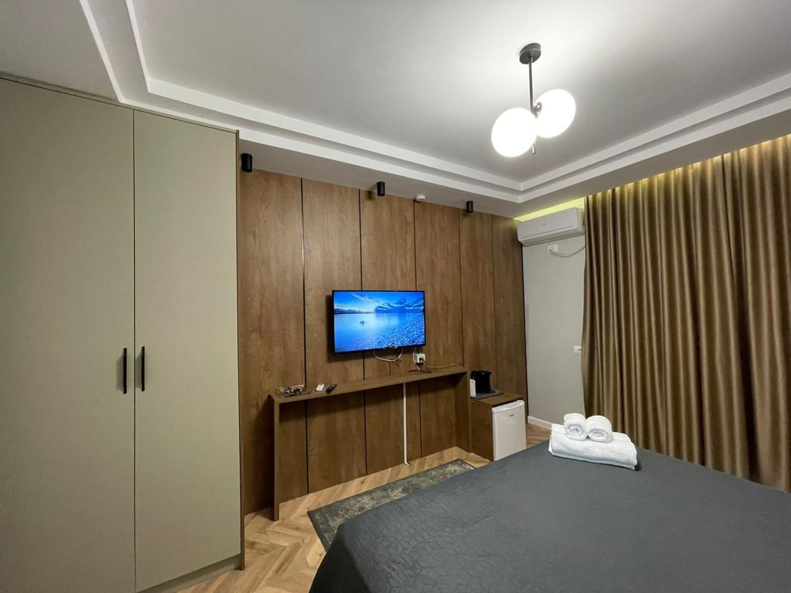 Your Apart Hotel 티라나 외부 사진